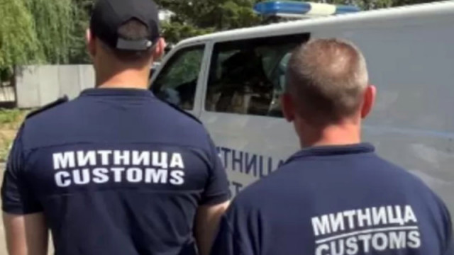 Турски митнически служител пострада и беше откаран в болница вследствие