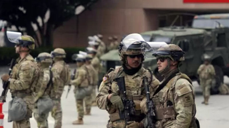 Върховният съд спря разполагането на Националната гвардия в Чикаго