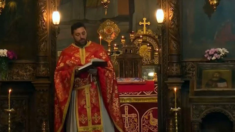 Свещеник от Варна, баща на 6 деца: Мъжете в семейството трябва да създават мир и спокойствие в дома