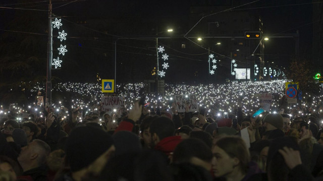 Протести белязаха изминалата 2025 г на Балканите В Сърбия през