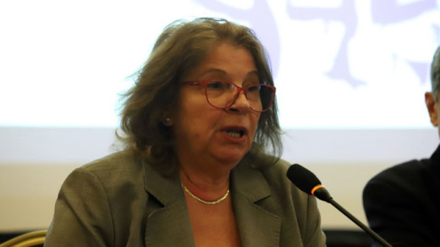 Насилственото въвеждане на машинното гласуване без да бъде обяснено без