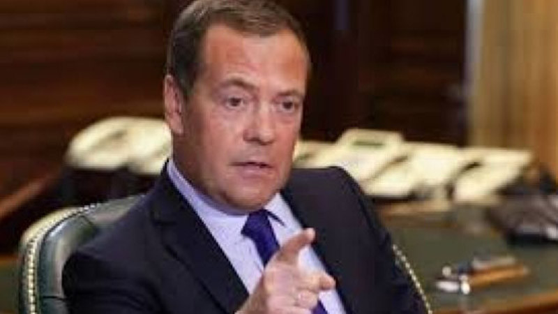 Медведев: "Киевският негодник" Зеленски иска война, ще му се наложи да се крие до края на живота си