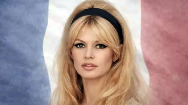 Френски политик призова за национална почит към Брижит Бардо