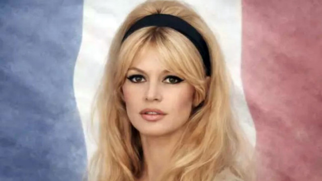 Френският десен политик Ерик Сиоти призова за национално отдаване на