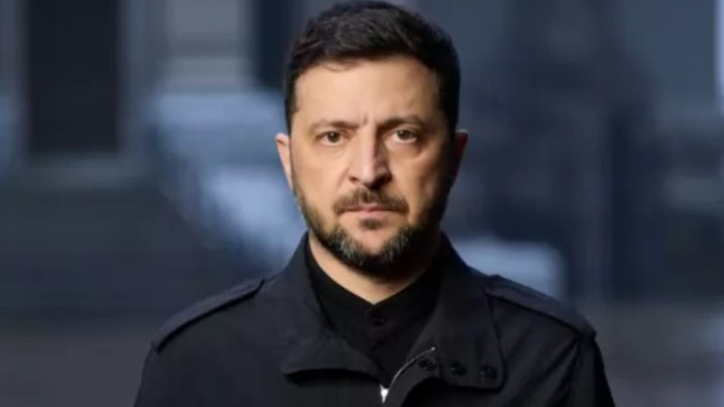 Зеленски се оплаква: Русия нанесе над 2000 въздушни удара в новогодишната седмица