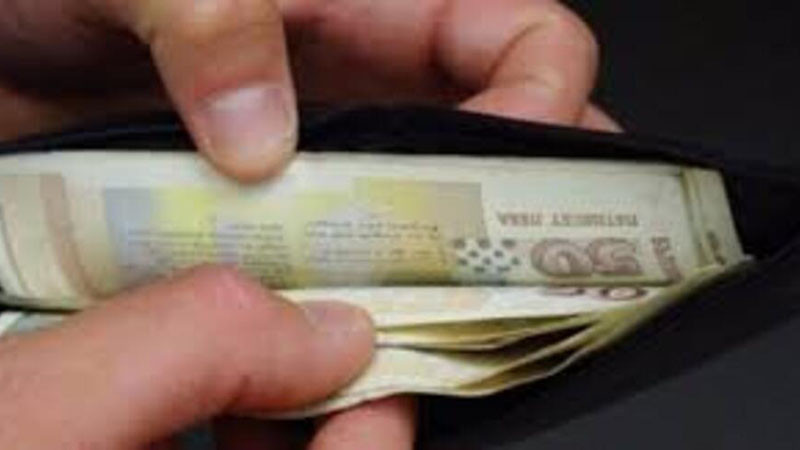 Банка ДСК: В някои случаи изискваме 3 декларации за произход на левовете