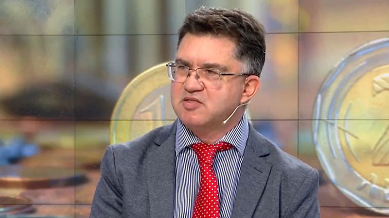 Експерт прогнозира 9-10% ръст на заплатите и прозрачност при възнагражденията у нас през 2026 г.