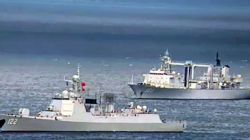 Китай пуска на вода морските си чудовища: Нова ера за военноморската мощ на Пекин