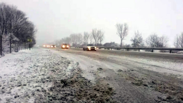 Голямо задръстване се е образувало по АМ Тракия в района