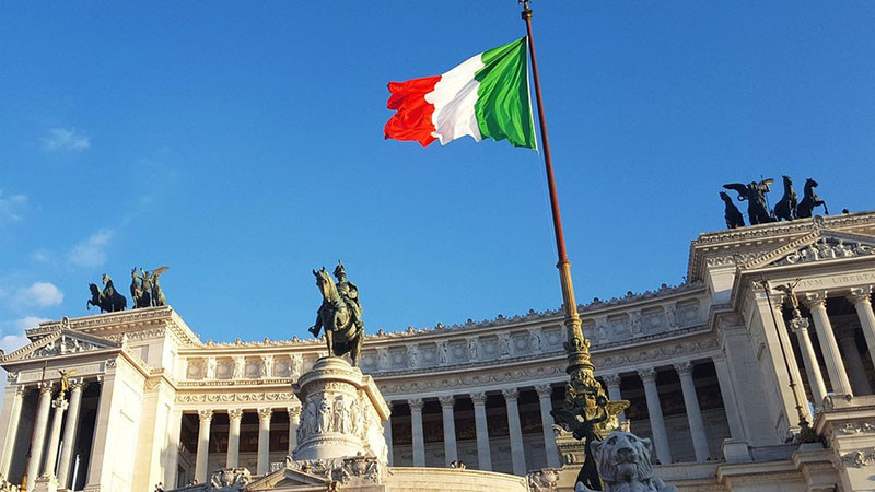 Италия блокирана от стачка във въздушния и жп транспорта