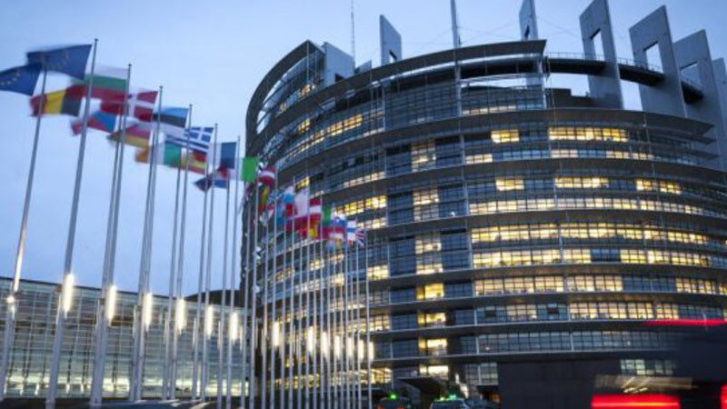 Димитър Бечев: Някога Европа доминираше света, сега е жертва на велики сили