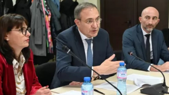 Министърът на труда и социалната политика Борислав Гуцанов обсъди с