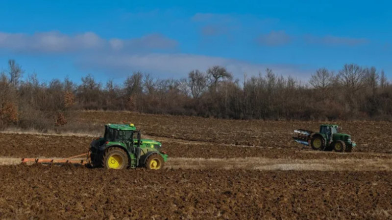 Удължава се подпомагането по четири интервенции в земеделието