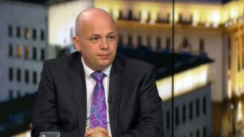 Симов: Пеевски е кемтрейлсът на десните. Борисов искаше да е премиерът, вкарал България в Еврозоната