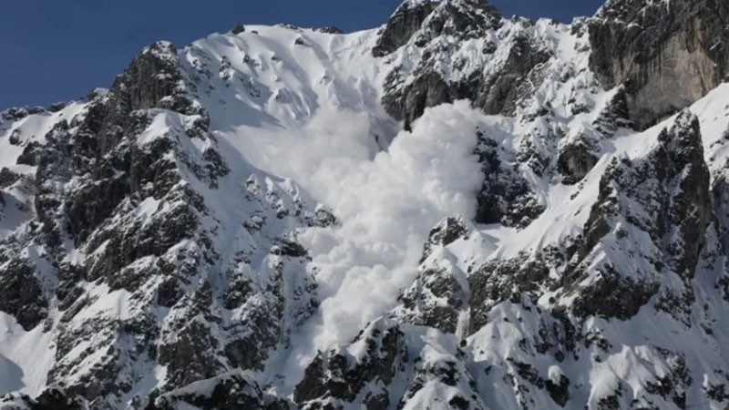 Скиори загинаха в лавина в Източна Франция