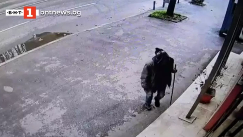 Посланикът ни в Скопие: Извършителят на нападението над посолството ни е заснет от камерите