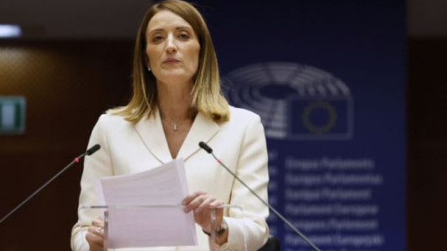 Председателят на Европейския парламент Роберта Мецола съобщи че въвежда забрана