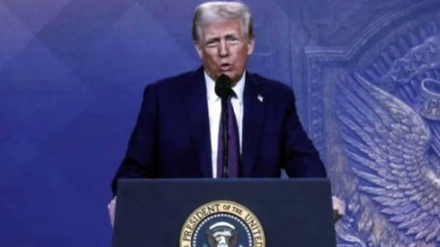 Световни лидери сред които американският президент Доналд Тръмп украинският президент