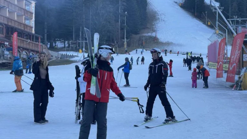 Боровец отваря пистите за нощно каране