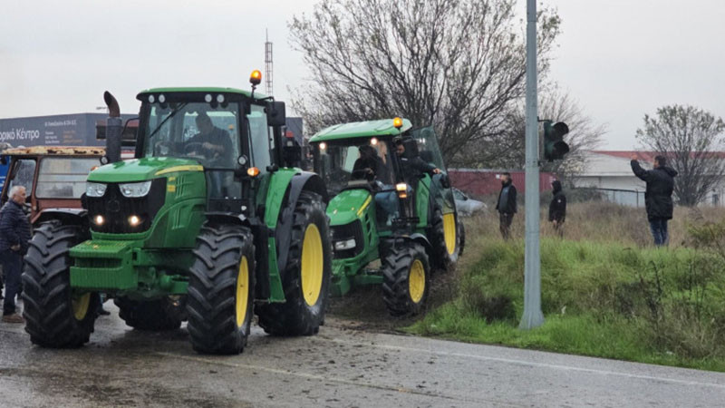 Гръцките фермери вдигнаха блокадите по магистралите и граничните пунктове