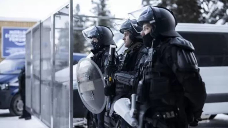 Давос отново се превръща в строго охранявана крепост за Световния икономически форум