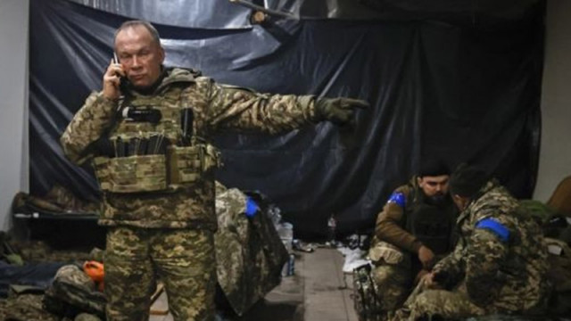 Врагът изтегля резерви към Покровск търсейки възможности за пробив на