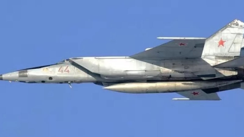 Military Watch Magazine: Руският шпионски дрон Predator замества съветския самолет МиГ-25Р Foxbat