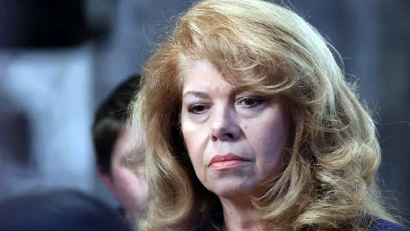 Бъдещият президент Илияна Йотова - от журналист до държавен глава