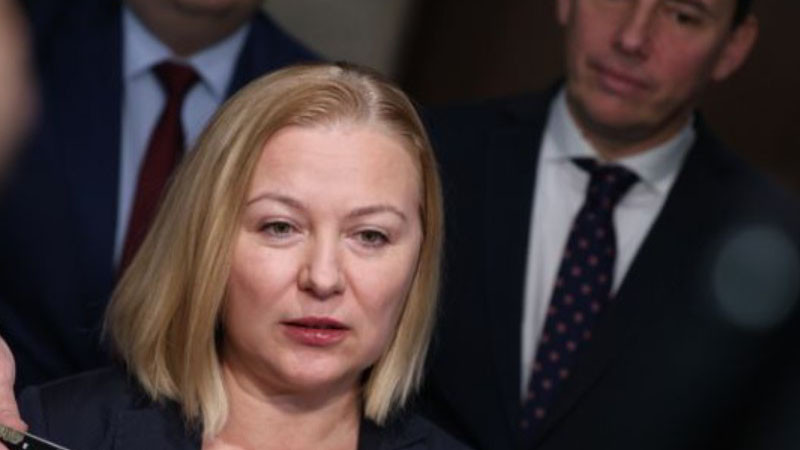 Надежда Йорданова за Радев: Всеки, който иска да говори с нас, трябва да се определи по евротемите