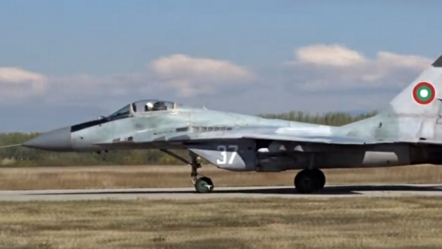 България е напът да остане единствената държава в НАТО чиито