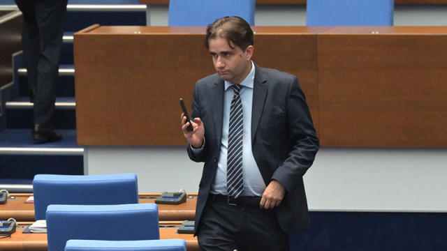 "Евроатлантиците" от ДБ против България да е в Съвета за мир на Тръмп, било грешно и опасно