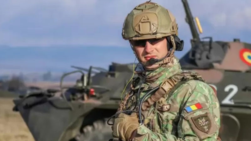 Румънски генерал критикува поръчките за армията: Войниците нямат нито обувки, нито униформи
