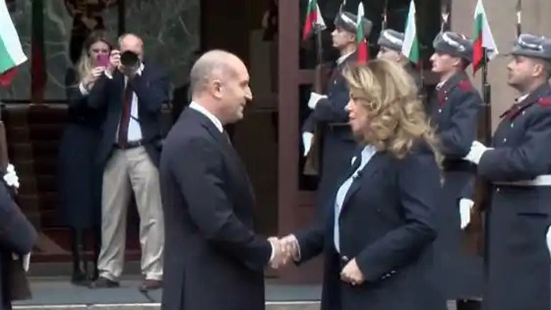 Радев: Не могат да спрат вълната. Много сме, каузата ни е обща