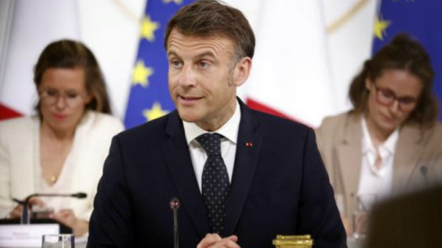 Френският президент Еманюел Макрон заяви че е поискал от правителството