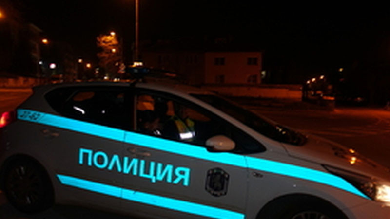 Криминално проявен добричлия нахлу във варненско такси и обра клиента му