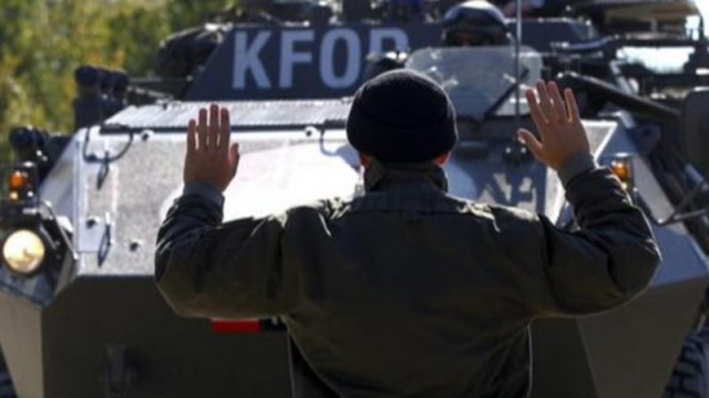 В Плевен с тържествен ритуал официално изпращат военния контингент за