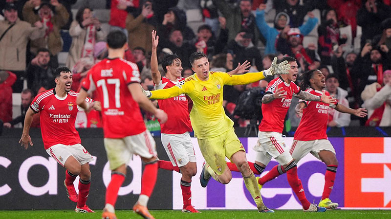 Трубин стана №5, но кои са другите вратари с голове в Шампионската лига?