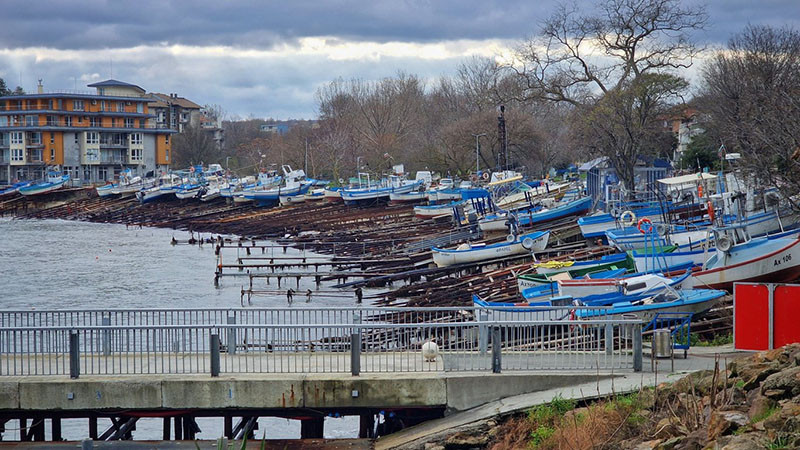 Ерозия е констатирана източно от крайбрежната алея в Ахтопол
