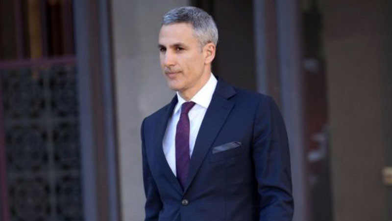 Андрей Гюров вече е длъжен сам и незабавно да напусне БНБ. Така пише в закона