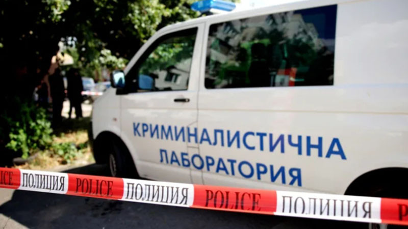 Откриха труп на мъж в апартамент в Хасково
