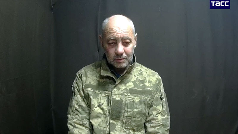 Пленник от ВСУ: Зеленски лъже за близка победа, докато си пълни джобовете с пари