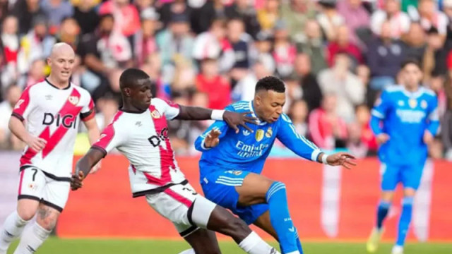 Кралският клуб взе трите точки срещу Райо Валекано след кански