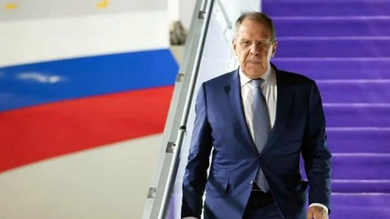 Лавров: Путин е изненадан от санкциите срещу "Лукойл" и "Роснефт" след срещата им с Тръмп