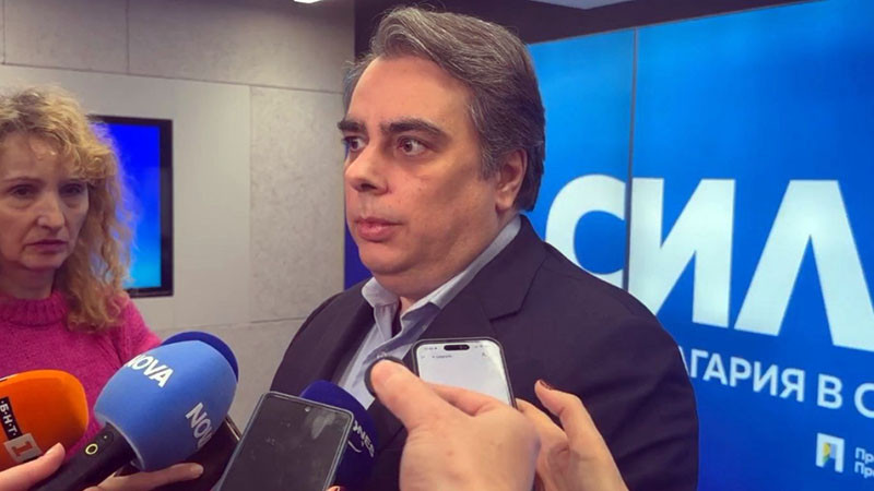 Васил Терзиев дарявал на рейнджърите, както на още няколкостотин организации