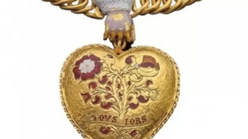 Британският музей събра 3,5 млн.лири, за да запази в своята колекция медальон, свързан с Хенри VIII