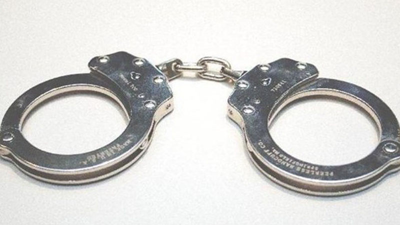 Варненските полицаи арестуваха мъж и жена, в чийто дом са открити фентанил и хашиш