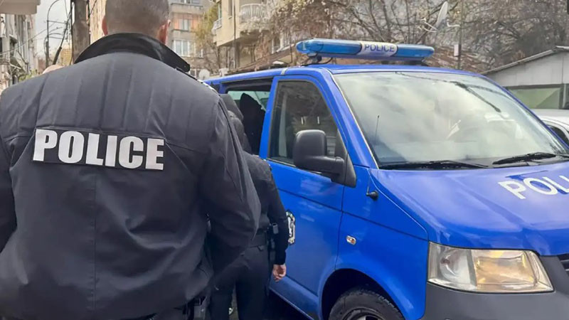 Полицейска акция в Разград, има девет арестувани