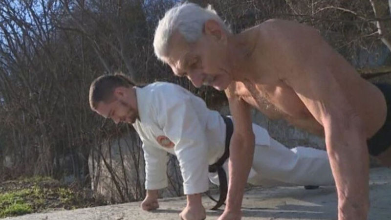 Арест и принудително настаняване в психиатрично заведение за мъжа, намушкал Васко Моржа