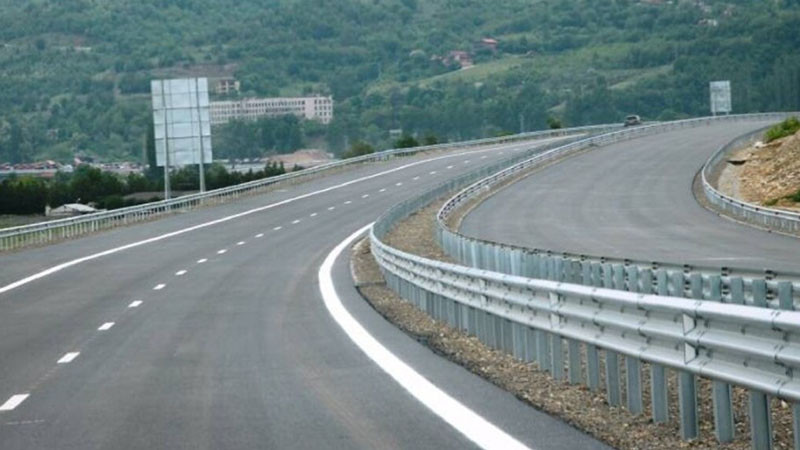 АПИ: Променят движението в два участъка на АМ "Струма"