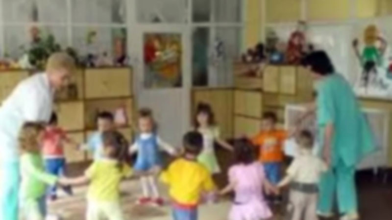 Няма медсестри за детските ясли в София, общината моли парламента за помощ